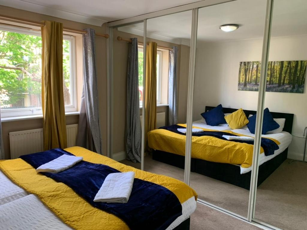 2 Bedrooms Modern Central London Apartment, Full Kitchen, 5 Minutes Tube Station מראה חיצוני תמונה
