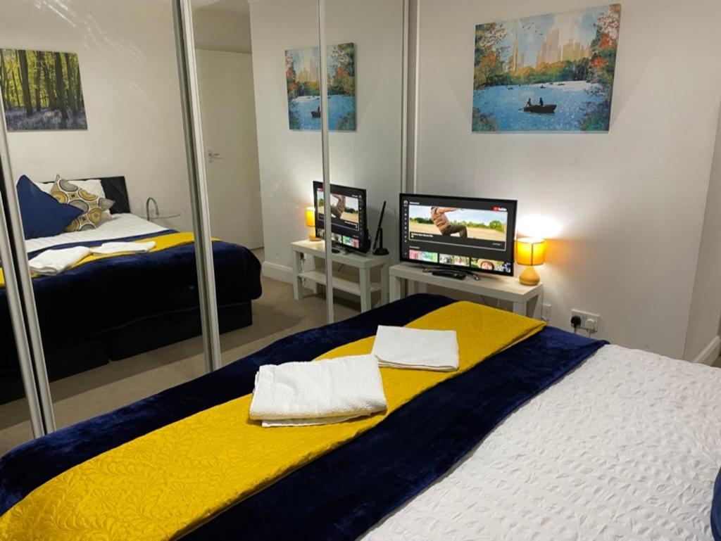 2 Bedrooms Modern Central London Apartment, Full Kitchen, 5 Minutes Tube Station מראה חיצוני תמונה