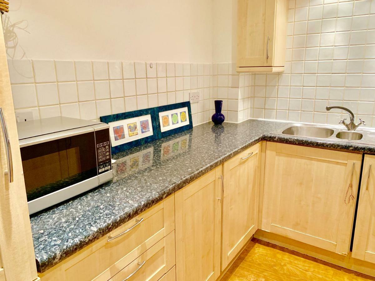 2 Bedrooms Modern Central London Apartment, Full Kitchen, 5 Minutes Tube Station מראה חיצוני תמונה