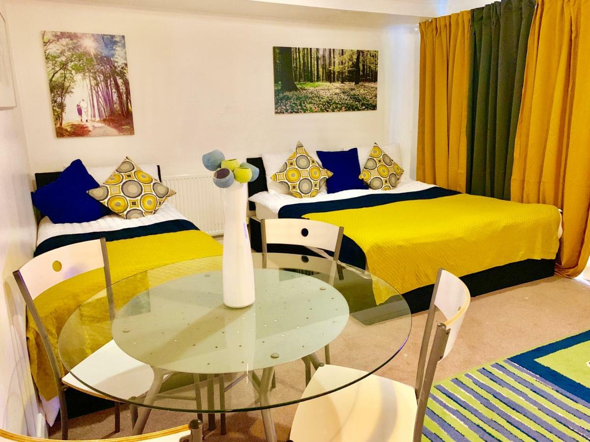 2 Bedrooms Modern Central London Apartment, Full Kitchen, 5 Minutes Tube Station מראה חיצוני תמונה